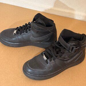 Womens Nike  AF1  Black nearly brand new